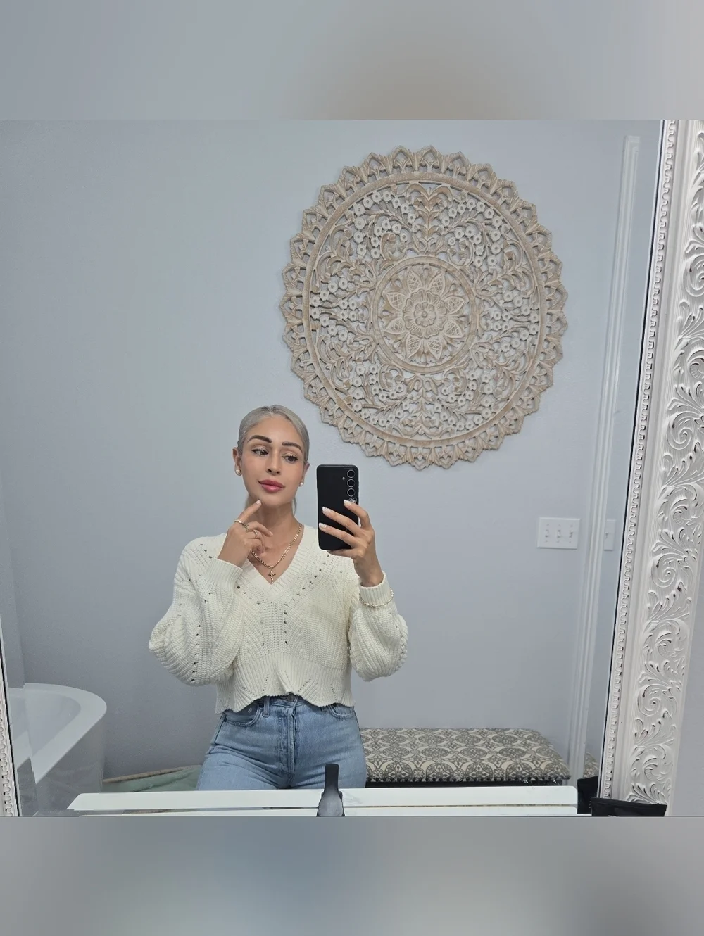 Forever 21 Cream V Neck Knit Sweater